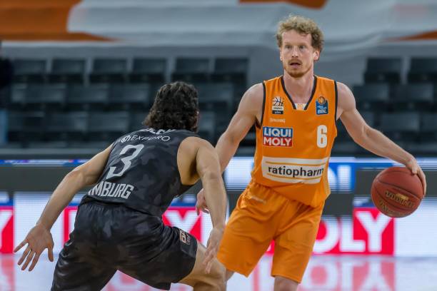 影的举动 影的举动